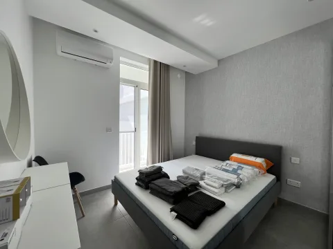 2 bed Penthouse For Rent in Sliema, Sliema - thumb 11