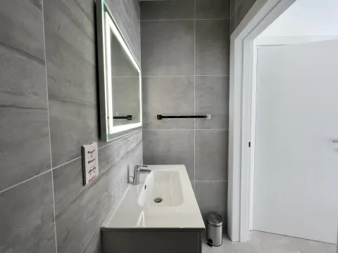 2 bed Penthouse For Rent in Sliema, Sliema - thumb 15