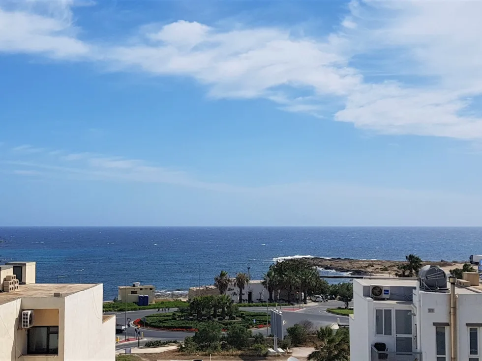 3 bed Penthouse For Rent in Bahar ic-Caghaq, Bahar ic-Caghaq - thumb 1