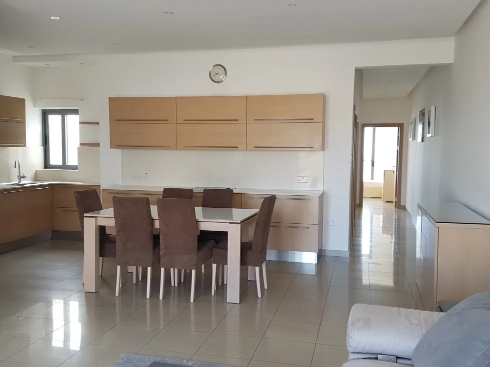 3 bed Penthouse For Rent in Bahar ic-Caghaq, Bahar ic-Caghaq - thumb 3