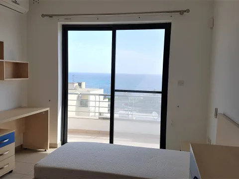 3 bed Penthouse For Rent in Bahar ic-Caghaq, Bahar ic-Caghaq - thumb 7