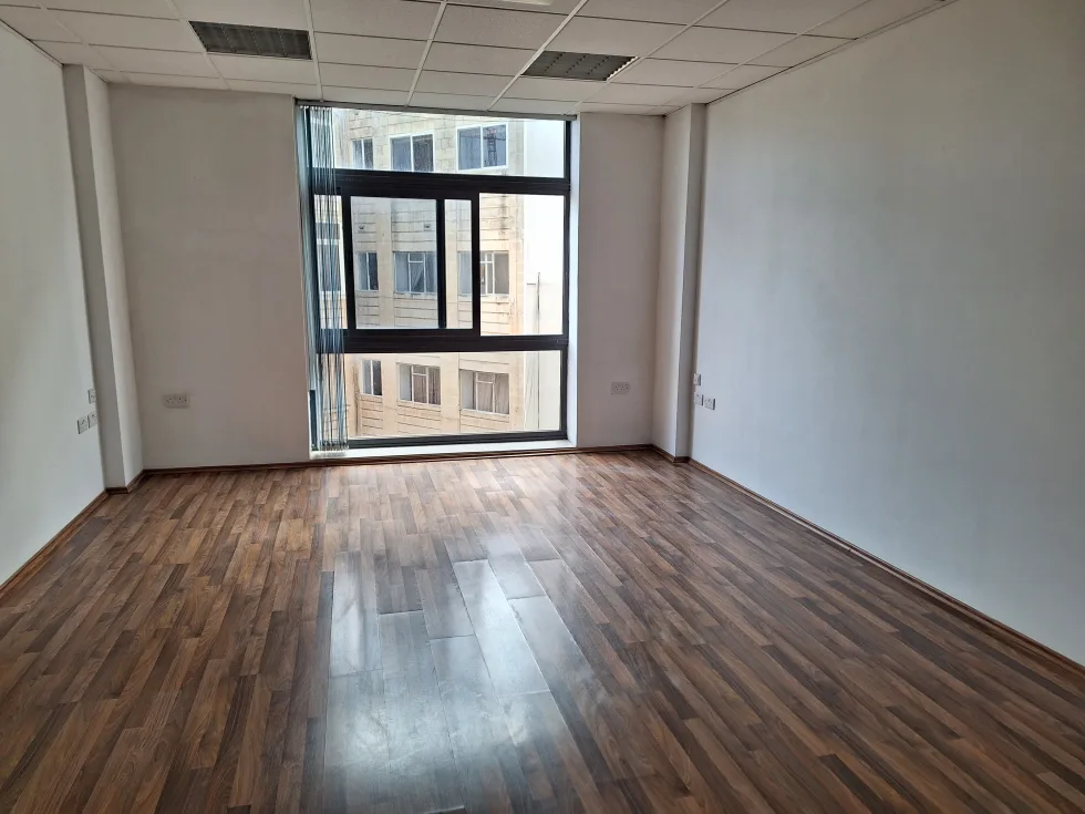 0 bed Office For Rent in Sliema, Sliema - thumb 2