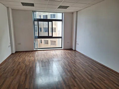 0 bed Office For Rent in Sliema, Sliema - thumb 2