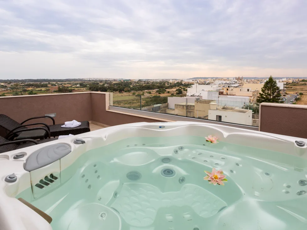 2 bed Penthouse For Rent in Ghaxaq, Ghaxaq - thumb 1