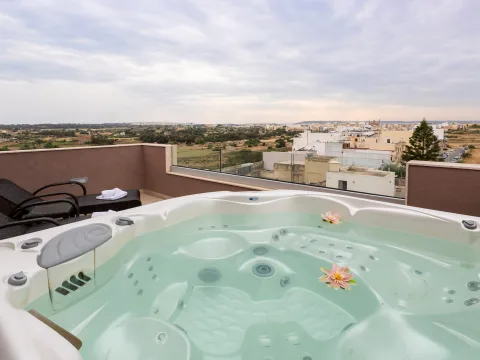 2 bed Penthouse For Rent in Ghaxaq, Ghaxaq - thumb 1