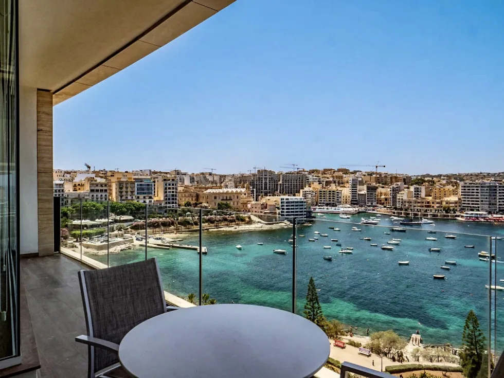 3 bed Apartment For Rent in Sliema, Sliema - thumb 2
