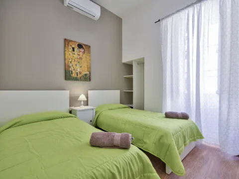 3 bed Penthouse For Rent in Valletta, Valletta - thumb 7