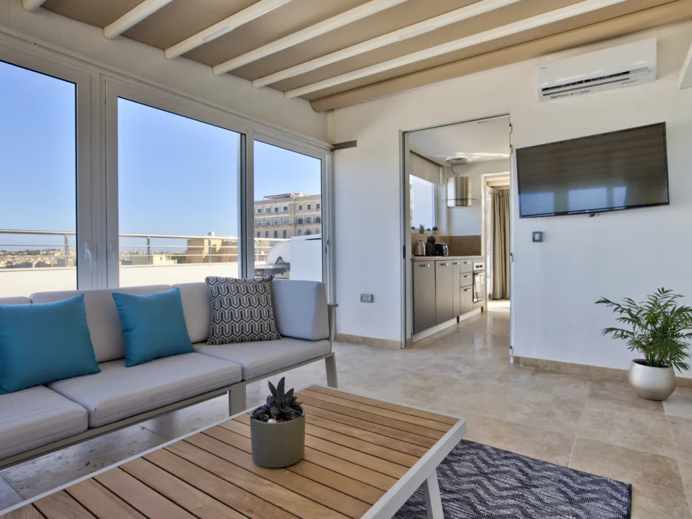 4 bed Penthouse For Rent in Valletta, Valletta - thumb 4