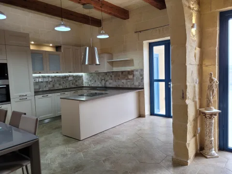 4 bed Farmhouse For Rent in Zebbug, Gozo, Zebbug, Gozo - thumb 4