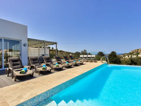 4 bed Villa For Rent in Mellieha, Mellieha - thumb 1