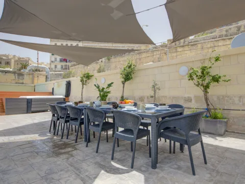 4 bed Villa For Rent in Valletta, Valletta - thumb 7