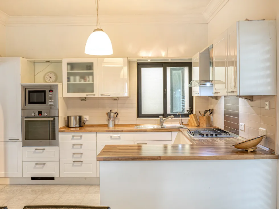 3 bed Apartment For Rent in Pembroke, Pembroke - thumb 7