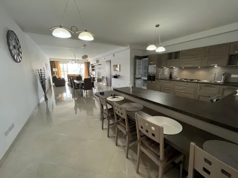 3 bed Apartment For Rent in Sliema, Sliema - thumb 2