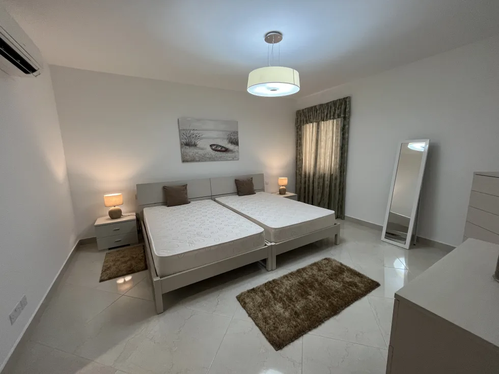 3 bed Apartment For Rent in Sliema, Sliema - thumb 6