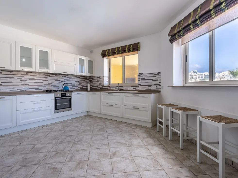 8 bed Villa For Sale in Mellieha, Mellieha - thumb 5