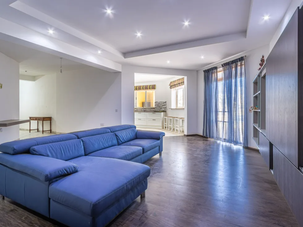 8 bed Villa For Sale in Mellieha, Mellieha - thumb 8