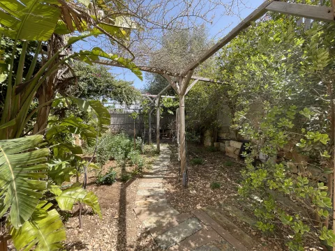 3 bed Town House For Rent in Kirkop, Kirkop - thumb 2