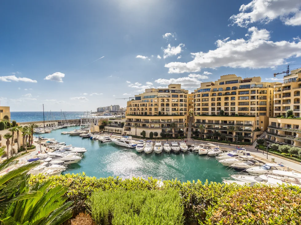 3 bed Apartment For Rent in St Julian's, St Julian's - thumb 1