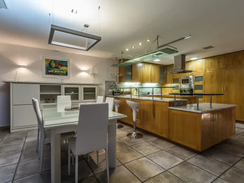 3 bed Apartment For Rent in St Julian's, St Julian's - thumb 4