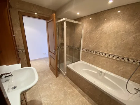 3 bed Apartment For Rent in Rabat, Rabat - thumb 9