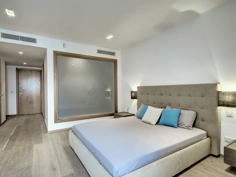 2 bed Penthouse For Sale in St Julian's, St Julian's - thumb 15