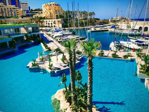 2 bed Penthouse For Sale in St Julian's, St Julian's - thumb 20