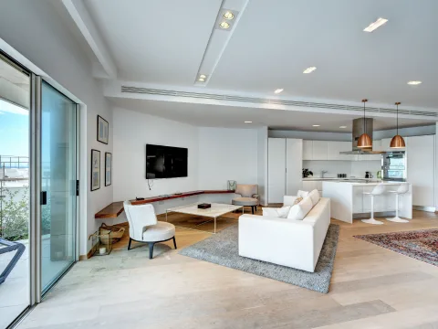 2 bed Penthouse For Sale in St Julian's, St Julian's - thumb 5