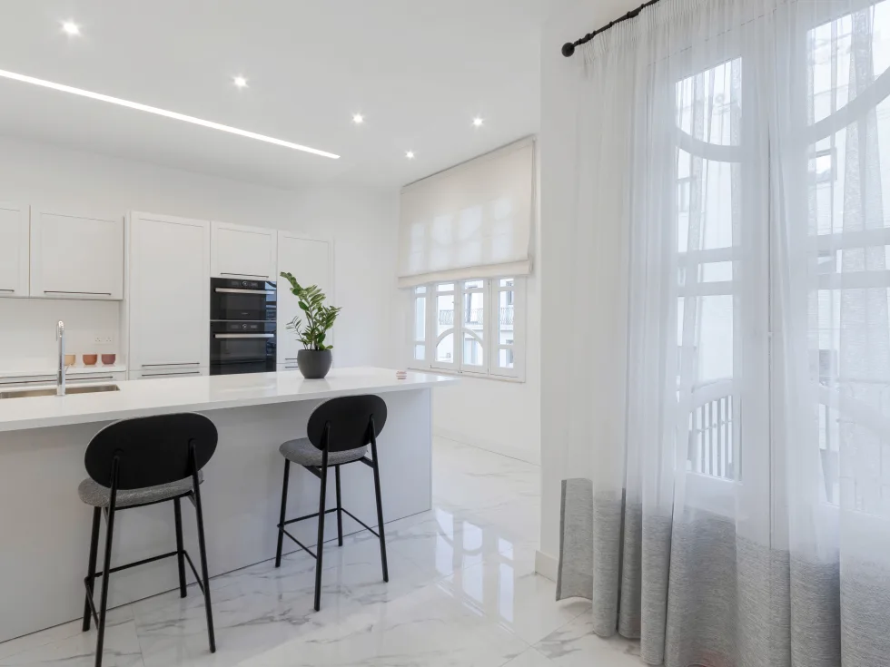 2 bed Apartment For Rent in Sliema, Sliema - thumb 12