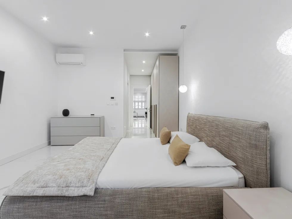 2 bed Apartment For Rent in Sliema, Sliema - thumb 18