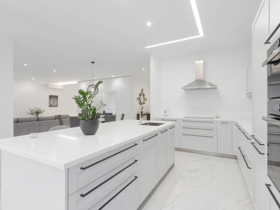 2 bed Apartment For Rent in Sliema, Sliema - thumb 6