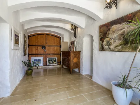 3 bed Farmhouse For Sale in Rabat, Rabat - thumb 8