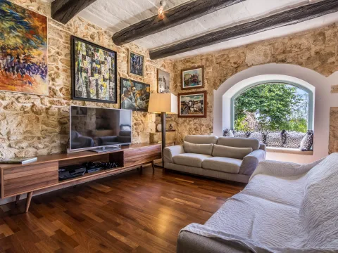 3 bed Farmhouse For Sale in Rabat, Rabat - thumb 9