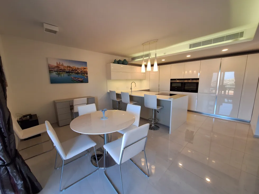 3 bed Apartment For Rent in Swieqi, Swieqi - thumb 5