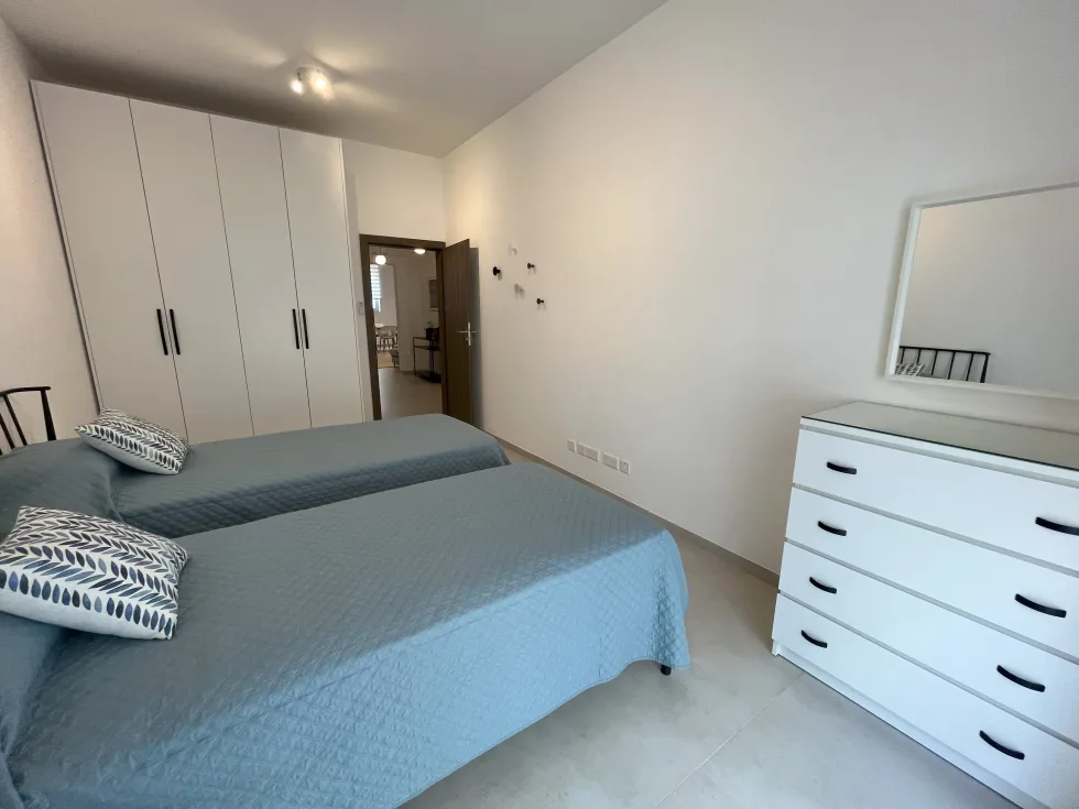 2 bed Apartment For Rent in Sliema, Sliema - thumb 11