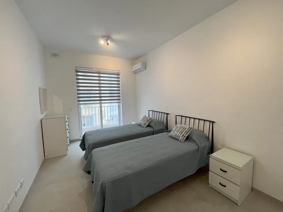 2 bed Apartment For Rent in Sliema, Sliema - thumb 12