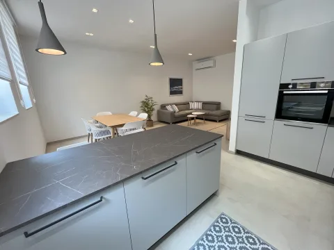 2 bed Apartment For Rent in Sliema, Sliema - thumb 2