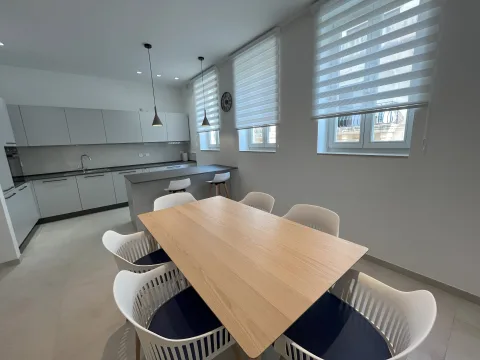 2 bed Apartment For Rent in Sliema, Sliema - thumb 5