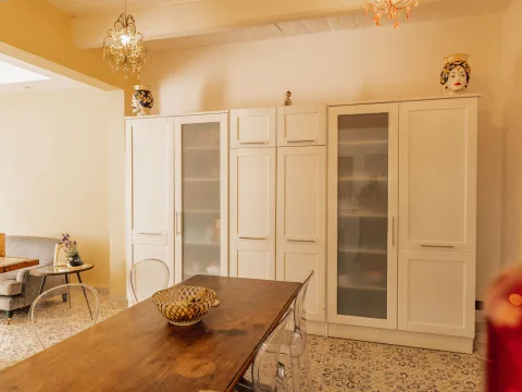 8 bed Town House For Sale in St Julian's, St Julian's - thumb 11