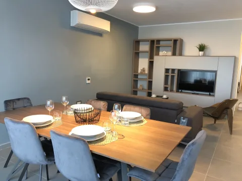 2 bed Apartment For Rent in St Julian's, St Julian's - thumb 2