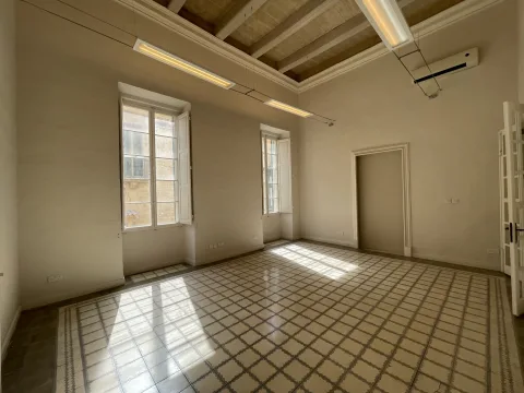 4 bed Palazzo For Rent in Valletta, Valletta - thumb 18