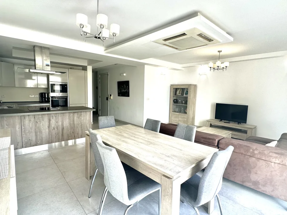 2 bed Apartment For Rent in Sliema, Sliema - thumb 4