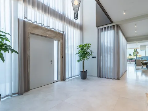 6 bed Villa For Rent in Madliena, Madliena - thumb 18