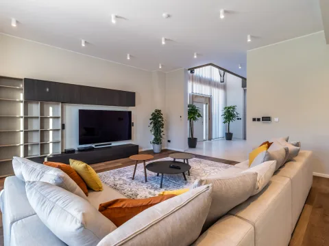 6 bed Villa For Rent in Madliena, Madliena - thumb 21