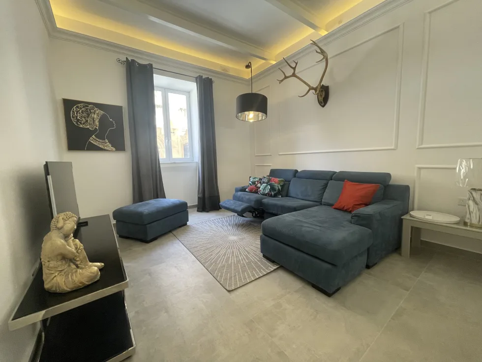 3 bed Apartment For Rent in Sliema, Sliema - thumb 2
