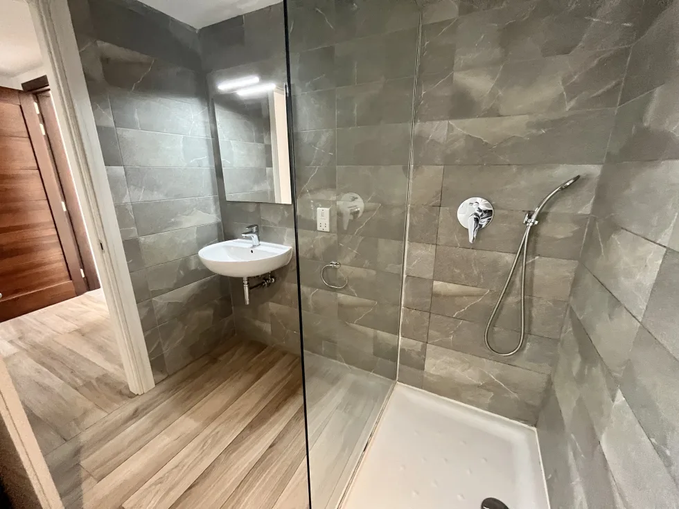 2 bed Penthouse For Rent in ,  - thumb 8