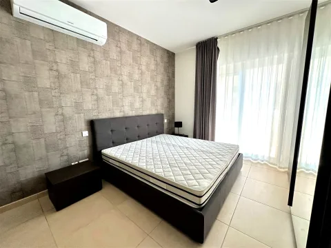 3 bed Apartment For Rent in Sliema, Sliema - thumb 6