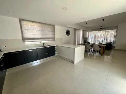 3 bed Penthouse For Rent in Sliema, Sliema - thumb 8