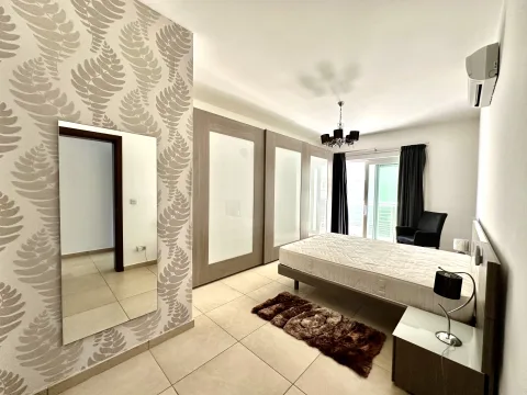 3 bed Apartment For Rent in Sliema, Sliema - thumb 7