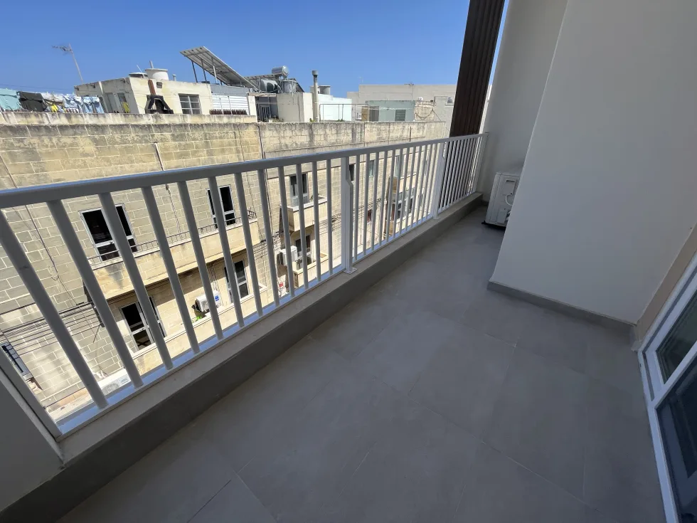 3 bed Apartment For Rent in San Gwann, San Gwann - thumb 8