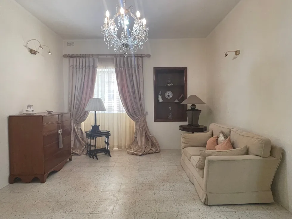 3 bed Town House For Rent in Sliema, Sliema - thumb 3